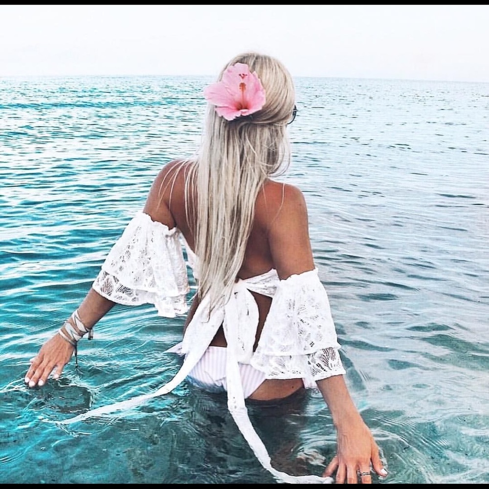 Coven & co pixie lace crop top